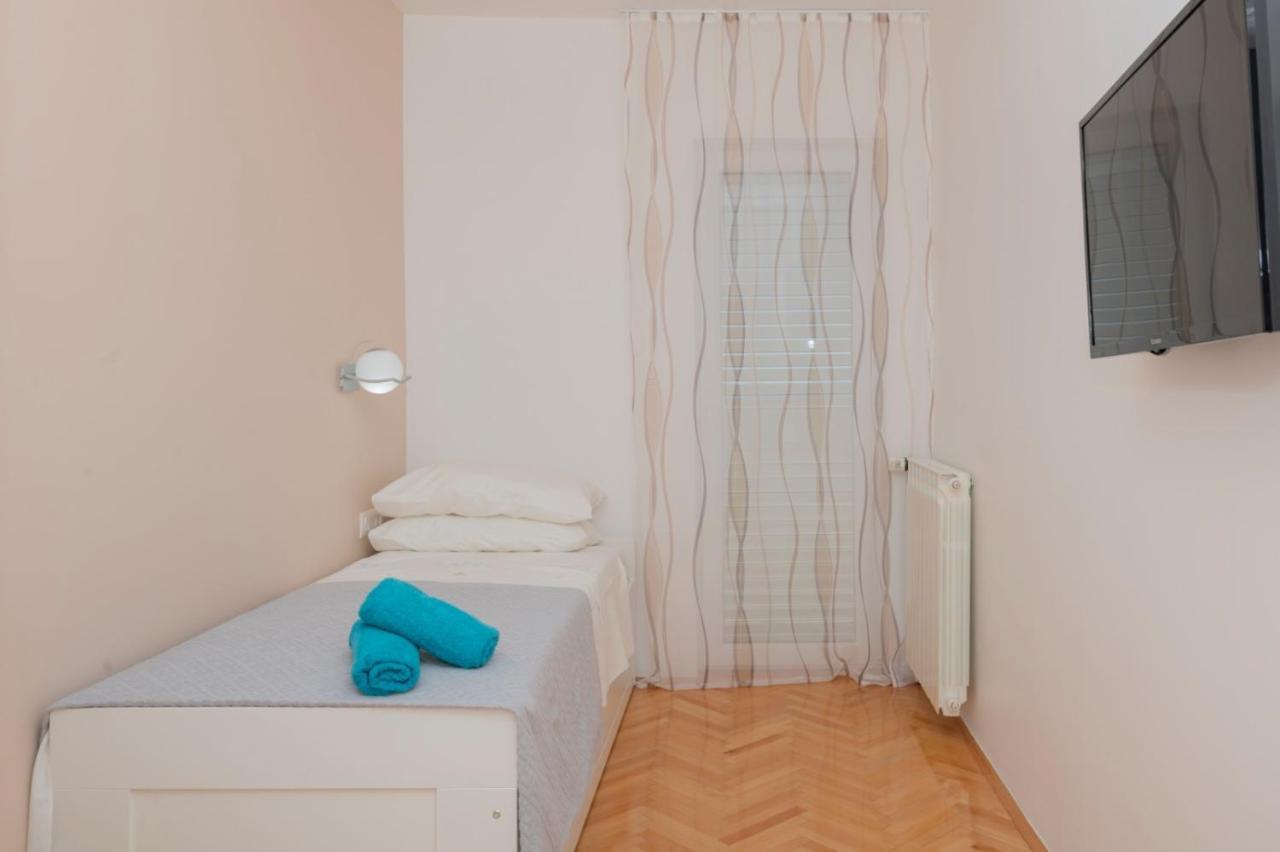 Apartments Radeljic Подстрана Экстерьер фото