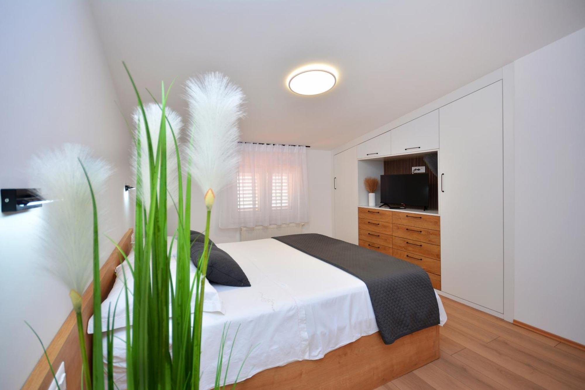 Apartments Radeljic Подстрана Экстерьер фото